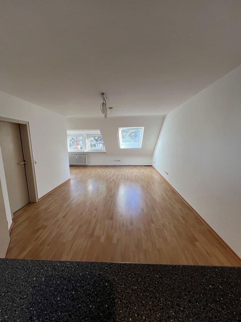 Pronájem bytu 1+1 50 m², Felsingstraße, Darmstadt, Hessen Pronájem bytu 1+1 50 m², Felsingstraße, Darmstadt, Hessen