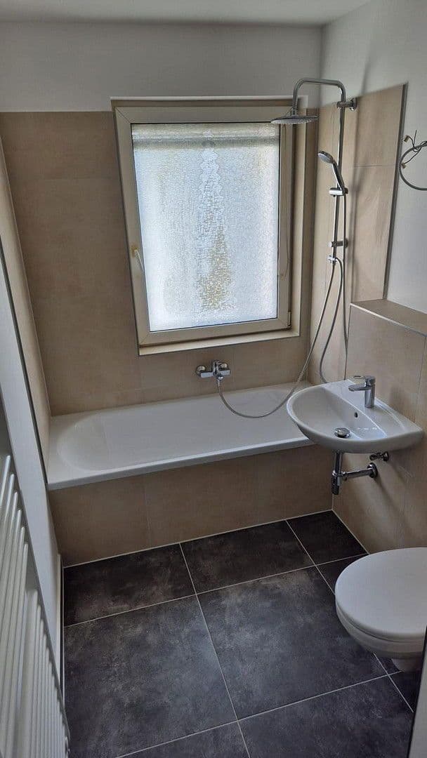 Pronájem bytu 18 m², Hakenfelder Straße 8c, Berlin, Berlín Pronájem bytu 18 m², Hakenfelder Straße 8c, Berlin, Berlín