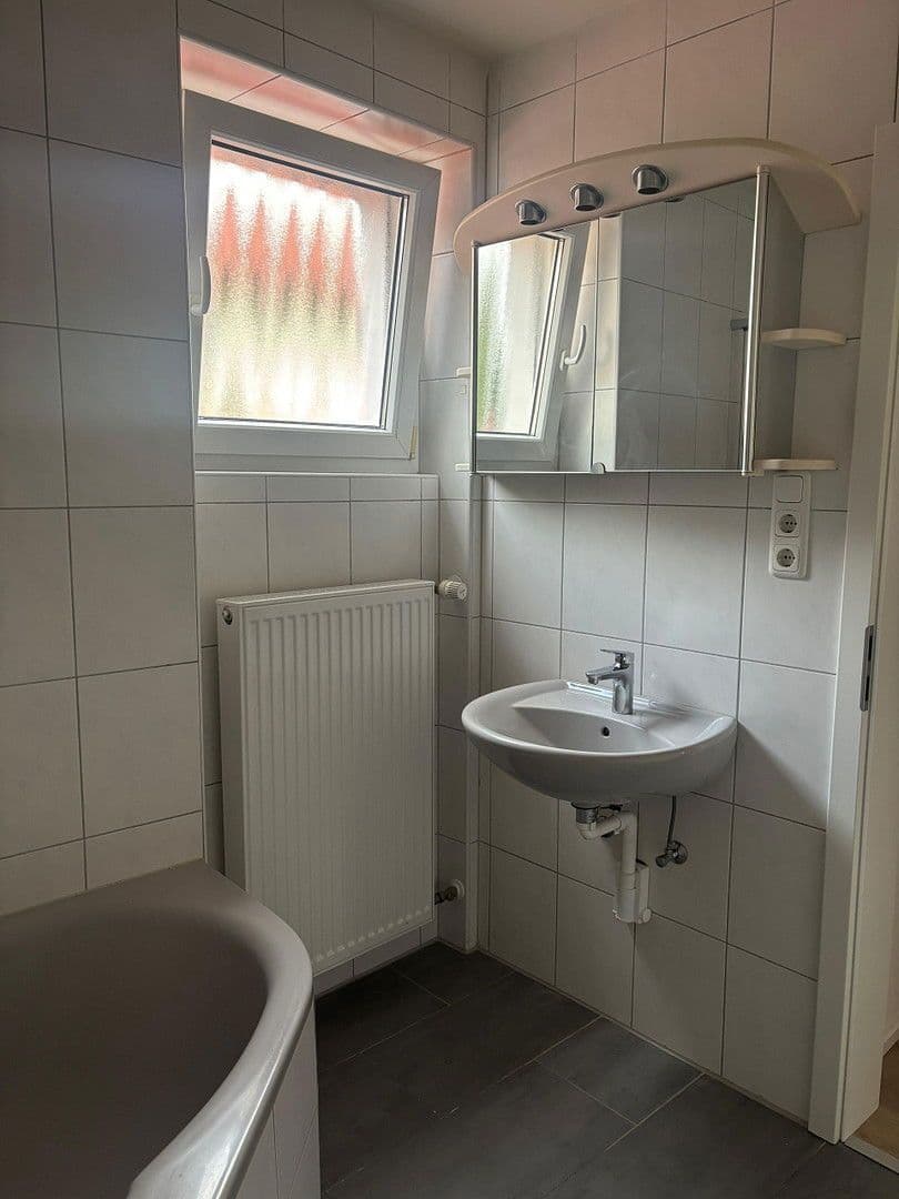 Pronájem bytu 3+1 103 m², Prechtlstr. 1, Kümmersbruck, Bavorsko Pronájem bytu 3+1 103 m², Prechtlstr. 1, Kümmersbruck, Bavorsko