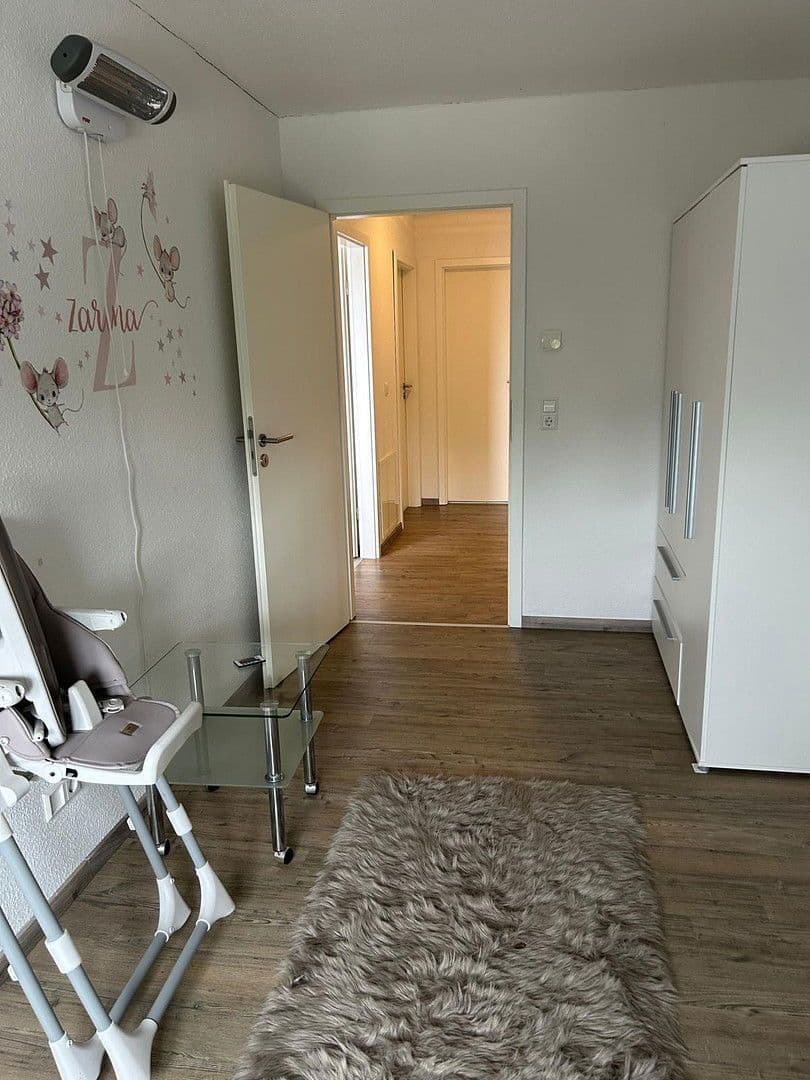 Prodej domu 145 m², pozemek 151 m², Rastatt, Bádensko-Württembersko Prodej domu 145 m², pozemek 151 m², Rastatt, Bádensko-Württembersko