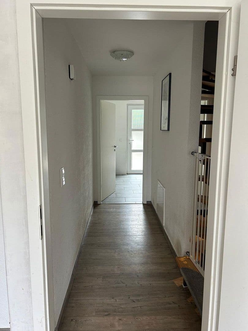 Prodej domu 145 m², pozemek 151 m², Rastatt, Bádensko-Württembersko Prodej domu 145 m², pozemek 151 m², Rastatt, Bádensko-Württembersko