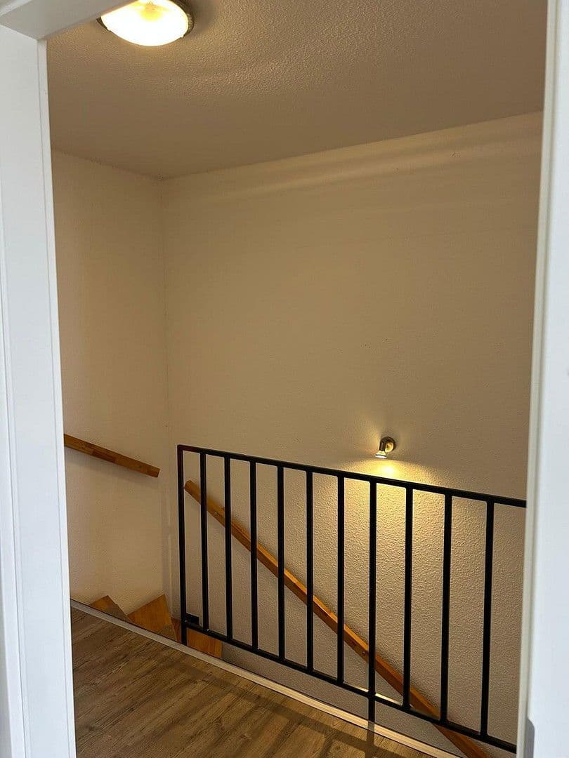 Prodej domu 145 m², pozemek 151 m², Rastatt, Bádensko-Württembersko Prodej domu 145 m², pozemek 151 m², Rastatt, Bádensko-Württembersko