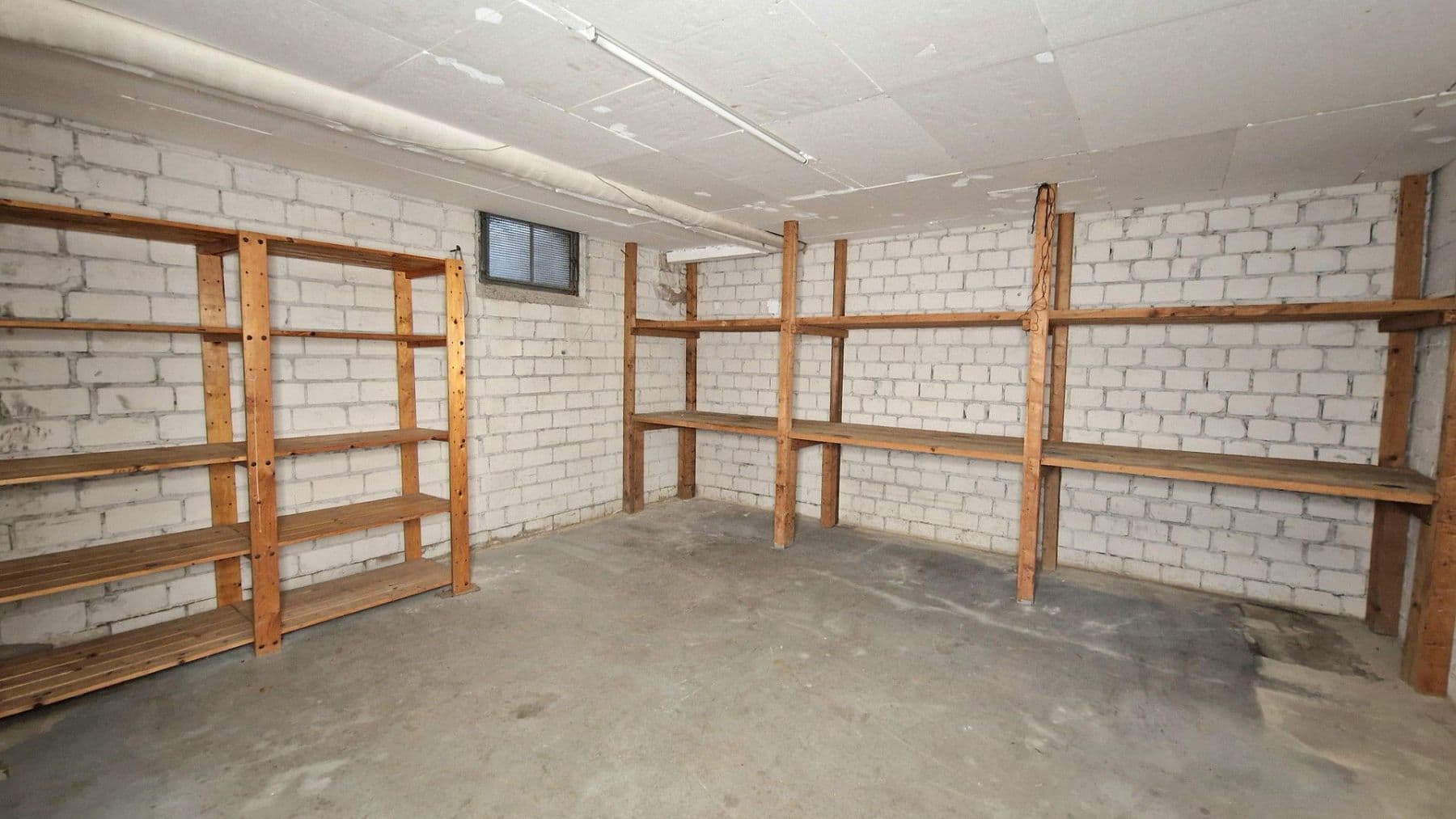 Prodej domu 180 m², pozemek 695 m², Mainz, Porýní-Falc Prodej domu 180 m², pozemek 695 m², Mainz, Porýní-Falc