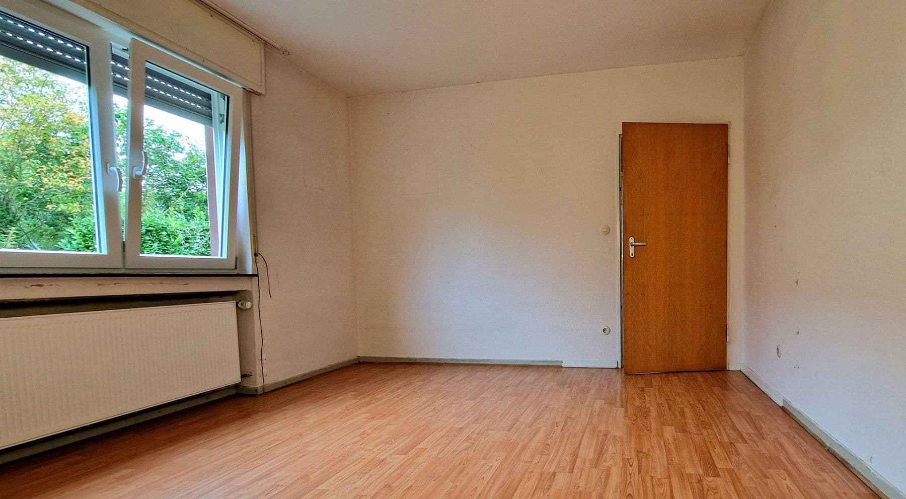 Prodej domu 180 m², pozemek 695 m², Mainz, Porýní-Falc Prodej domu 180 m², pozemek 695 m², Mainz, Porýní-Falc