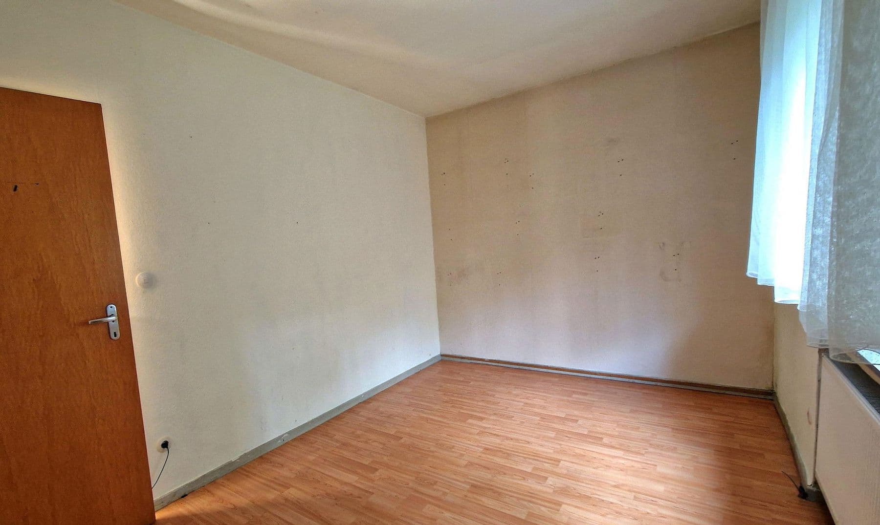 Prodej domu 180 m², pozemek 695 m², Mainz, Porýní-Falc Prodej domu 180 m², pozemek 695 m², Mainz, Porýní-Falc