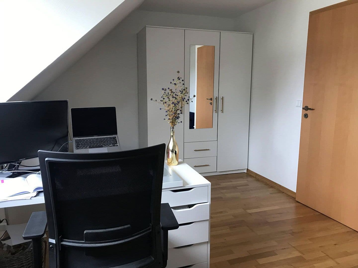 Pronájem domu 122 m², pozemek 265 m², Schenefeld, Šlesvicko-Holštýnsko Pronájem domu 122 m², pozemek 265 m², Schenefeld, Šlesvicko-Holštýnsko