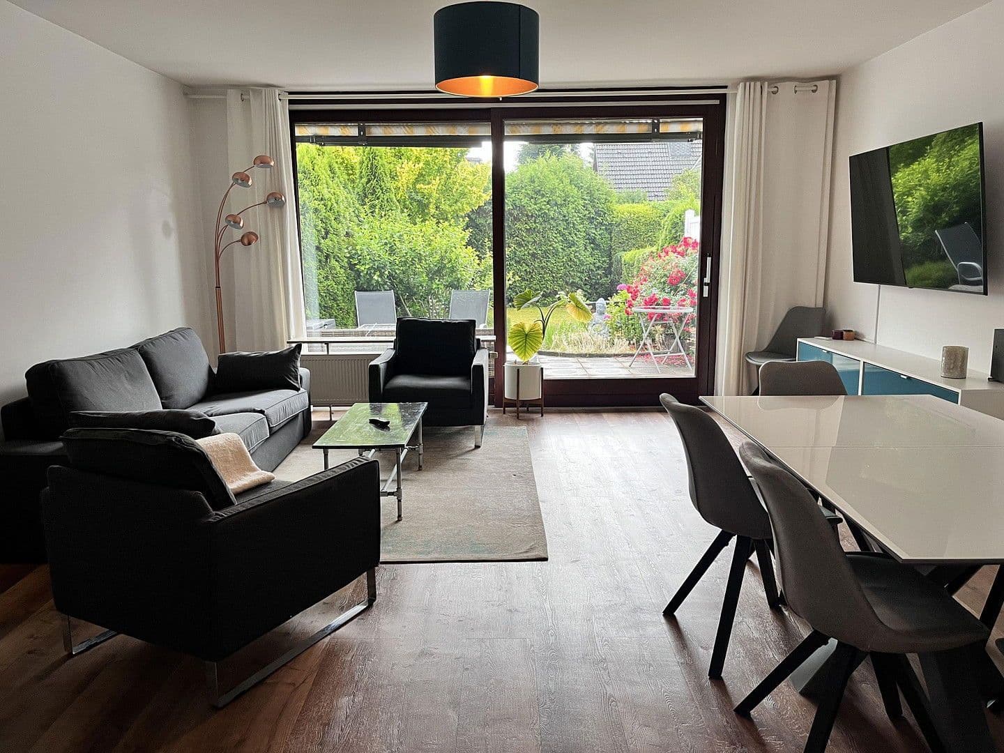 Pronájem domu 122 m², pozemek 265 m², Schenefeld, Šlesvicko-Holštýnsko Pronájem domu 122 m², pozemek 265 m², Schenefeld, Šlesvicko-Holštýnsko