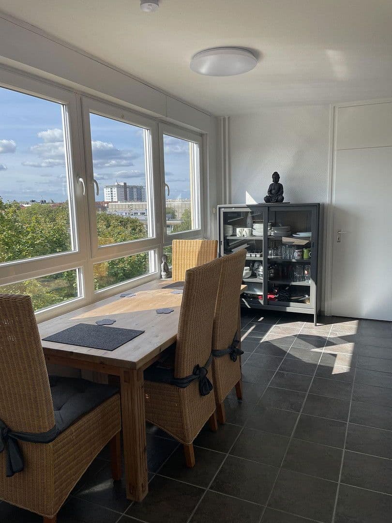 Prodej bytu 3+1 80 m², Monheim am Rhein, Severní Porýní-Vestfálsko Prodej bytu 3+1 80 m², Monheim am Rhein, Severní Porýní-Vestfálsko