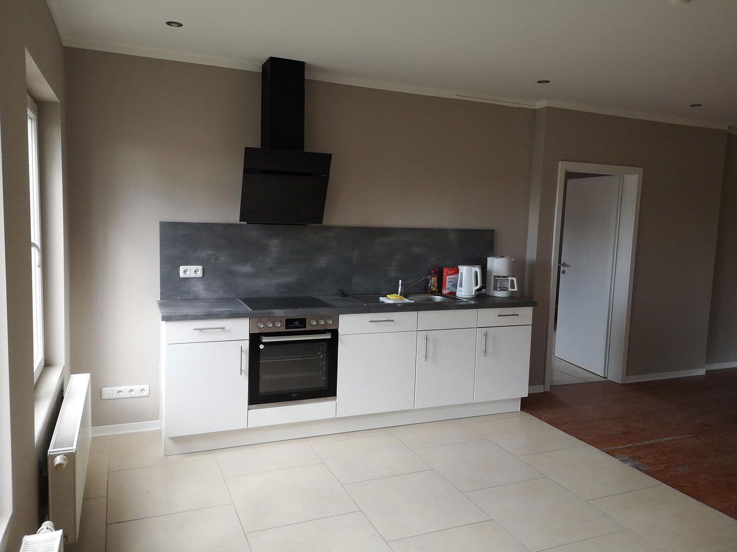 Pronájem bytu 5+1 125 m², Steinrader Damm 89, Lübeck, Šlesvicko-Holštýnsko Pronájem bytu 5+1 125 m², Steinrader Damm 89, Lübeck, Šlesvicko-Holštýnsko