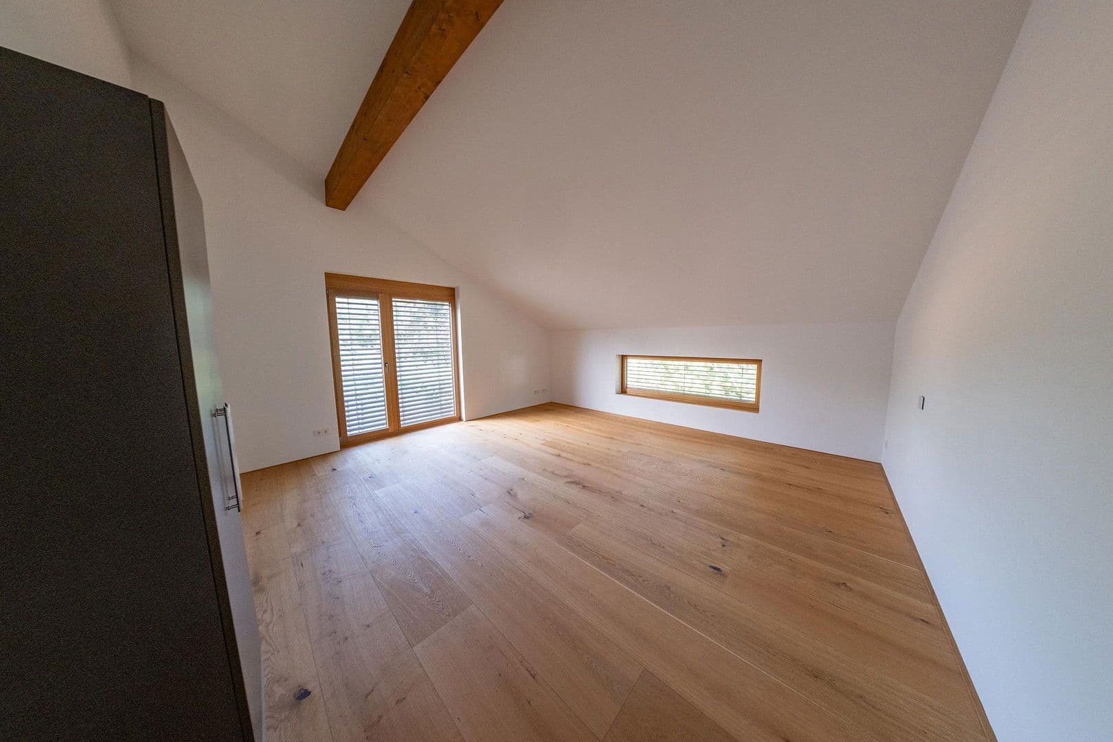 Prodej domu 260 m², pozemek 1.080 m², Karlsruhe, Bádensko-Württembersko Prodej domu 260 m², pozemek 1.080 m², Karlsruhe, Bádensko-Württembersko