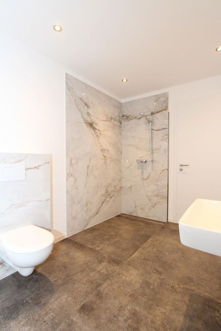 Prodej bytu 4+1 100 m², Aschaffenburg OT Nilkheim, Bavorsko Prodej bytu 4+1 100 m², Aschaffenburg OT Nilkheim, Bavorsko