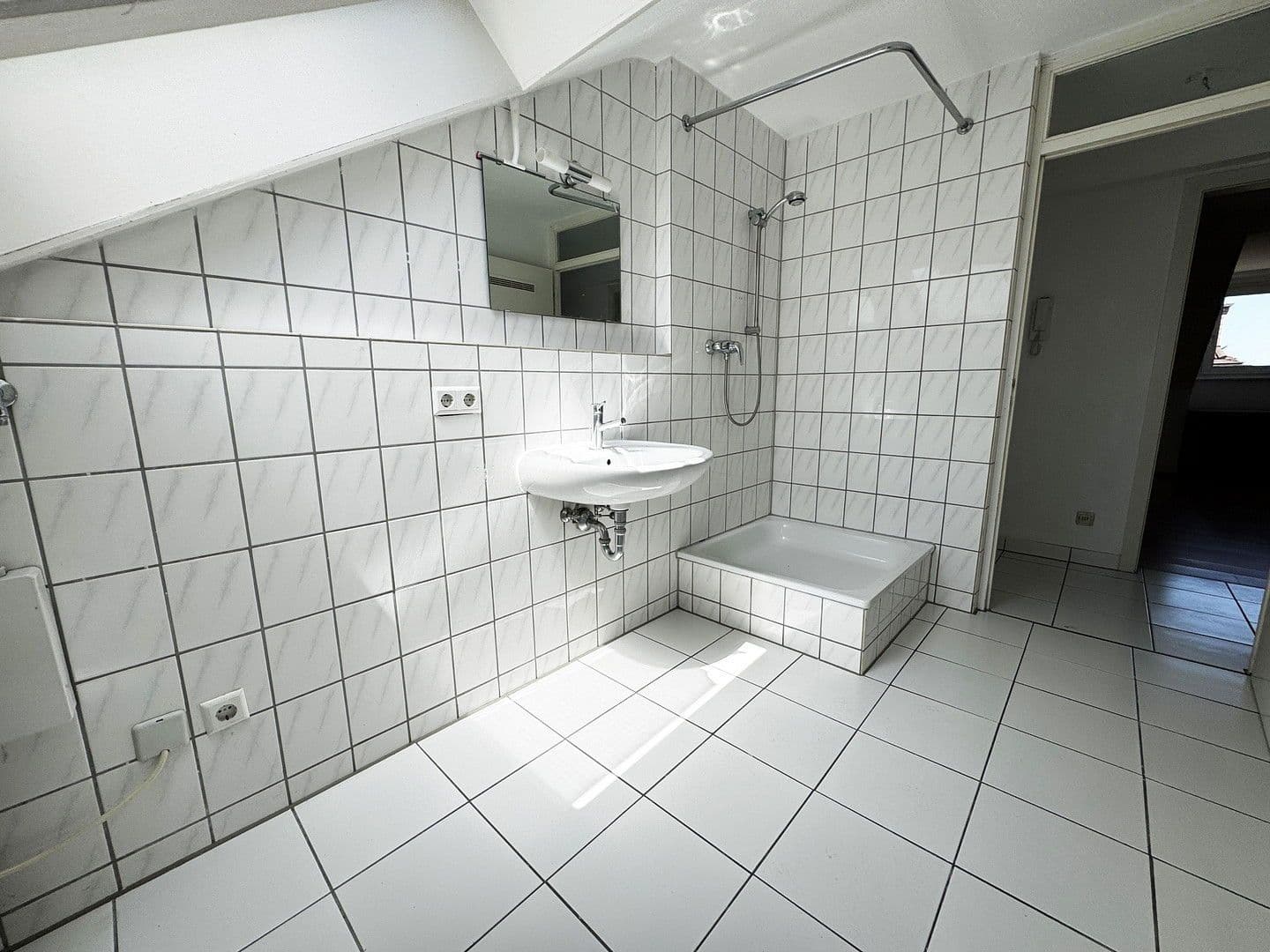 Pronájem bytu 3+1 66 m², Martin-Luther-Straße, Stuttgart, Bádensko-Württembersko Pronájem bytu 3+1 66 m², Martin-Luther-Straße, Stuttgart, Bádensko-Württembersko