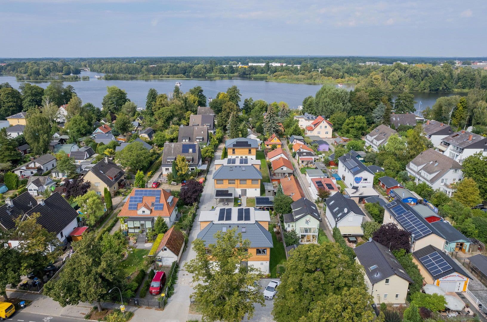 Pronájem domu 166 m², pozemek 383 m², Berlin, Berlín Pronájem domu 166 m², pozemek 383 m², Berlin, Berlín