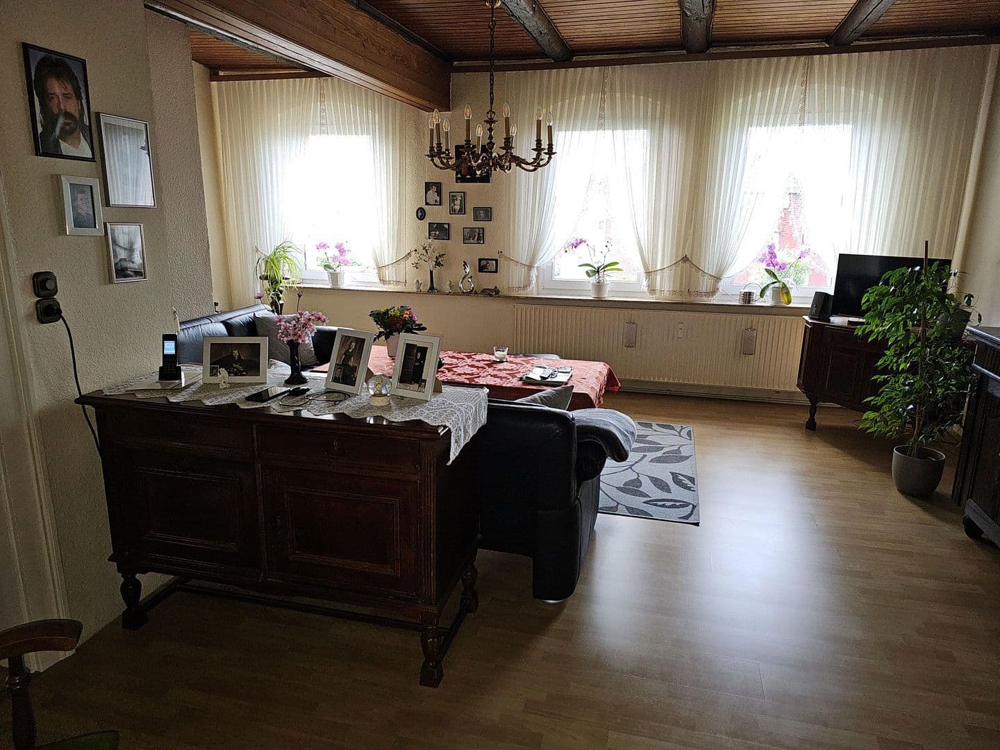 Prodej domu 189 m², pozemek 287 m², Hohenhameln, Dolní Sasko Prodej domu 189 m², pozemek 287 m², Hohenhameln, Dolní Sasko