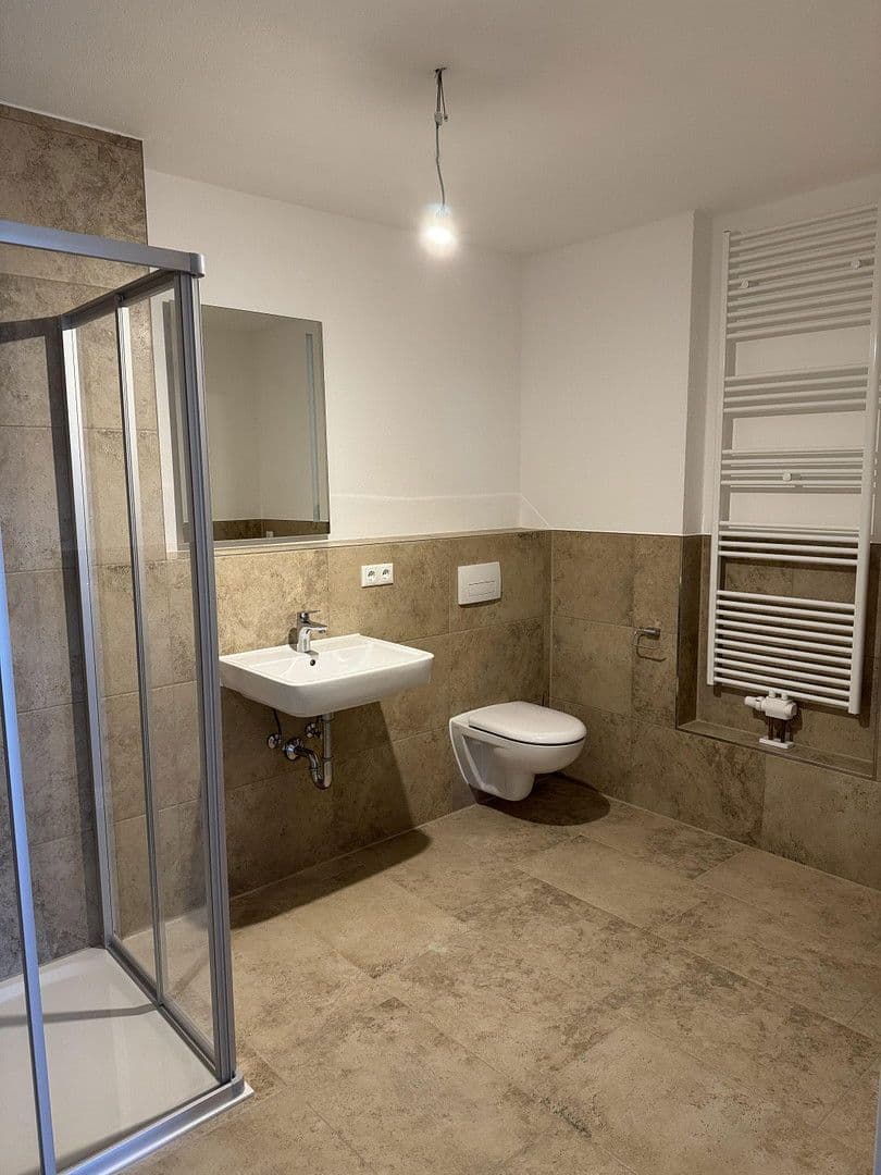 Pronájem bytu 3+1 111 m², Erlenhain 52, Kostelec nad Lesy, Bavorsko Pronájem bytu 3+1 111 m², Erlenhain 52, Kostelec nad Lesy, Bavorsko