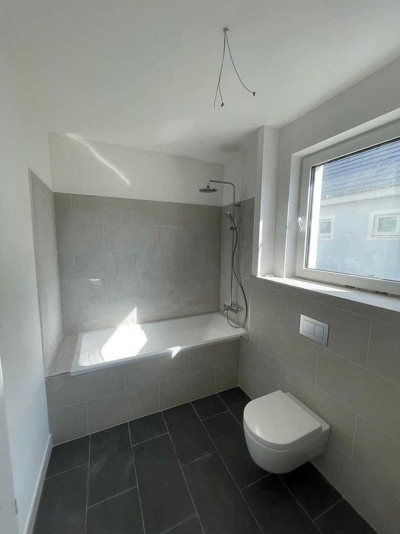 Pronájem bytu 3+1 75 m², Berlin, Berlín Pronájem bytu 3+1 75 m², Berlin, Berlín