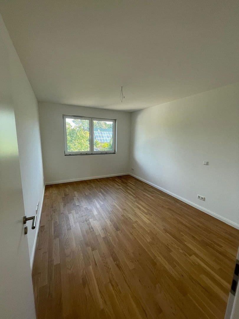 Pronájem bytu 3+1 75 m², Berlin, Berlín Pronájem bytu 3+1 75 m², Berlin, Berlín