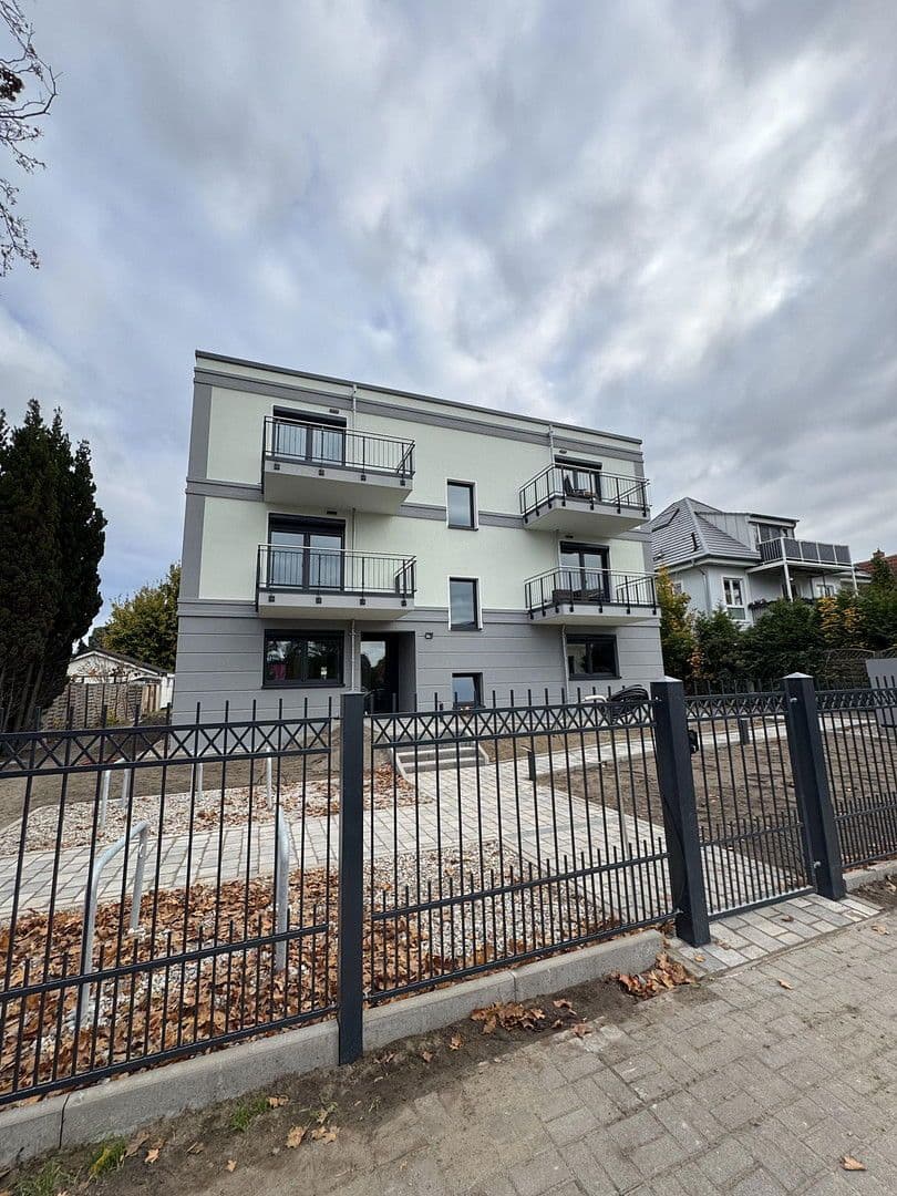 Pronájem bytu 3+1 75 m², Berlin, Berlín Pronájem bytu 3+1 75 m², Berlin, Berlín