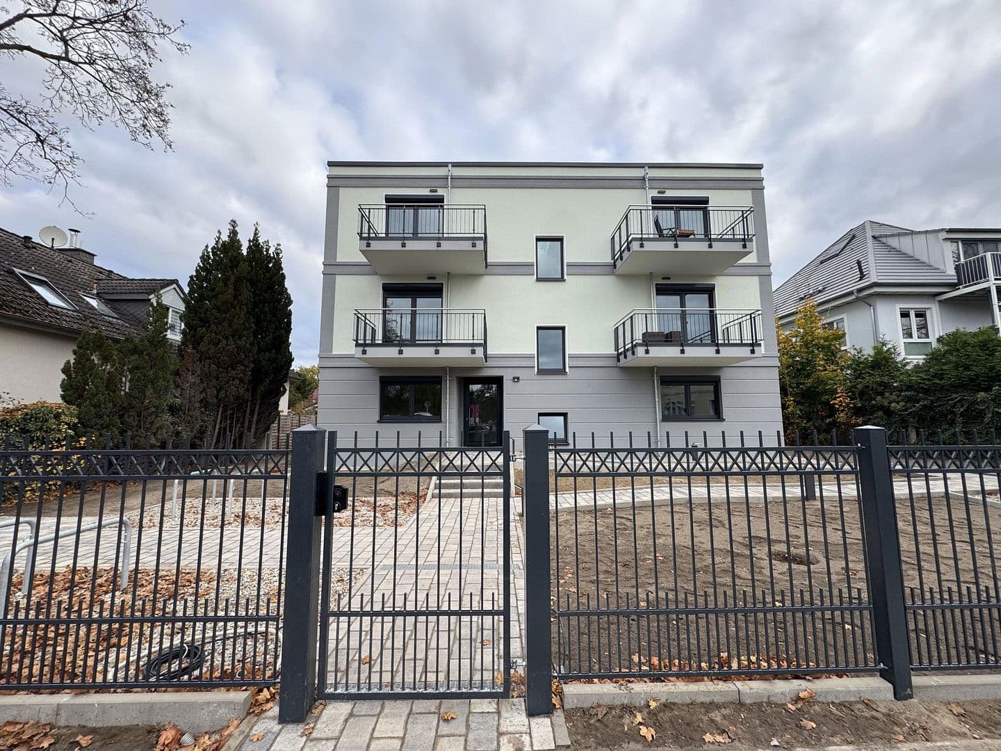 Pronájem bytu 3+1 75 m², Berlin, Berlín Pronájem bytu 3+1 75 m², Berlin, Berlín