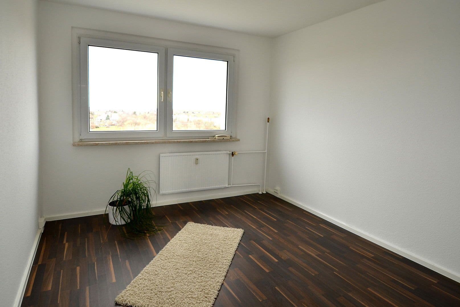 Pronájem bytu 3+1 57 m², Rigaer Strasse 1, Halle (Saale), Sasko-Anhaltsko Pronájem bytu 3+1 57 m², Rigaer Strasse 1, Halle (Saale), Sasko-Anhaltsko