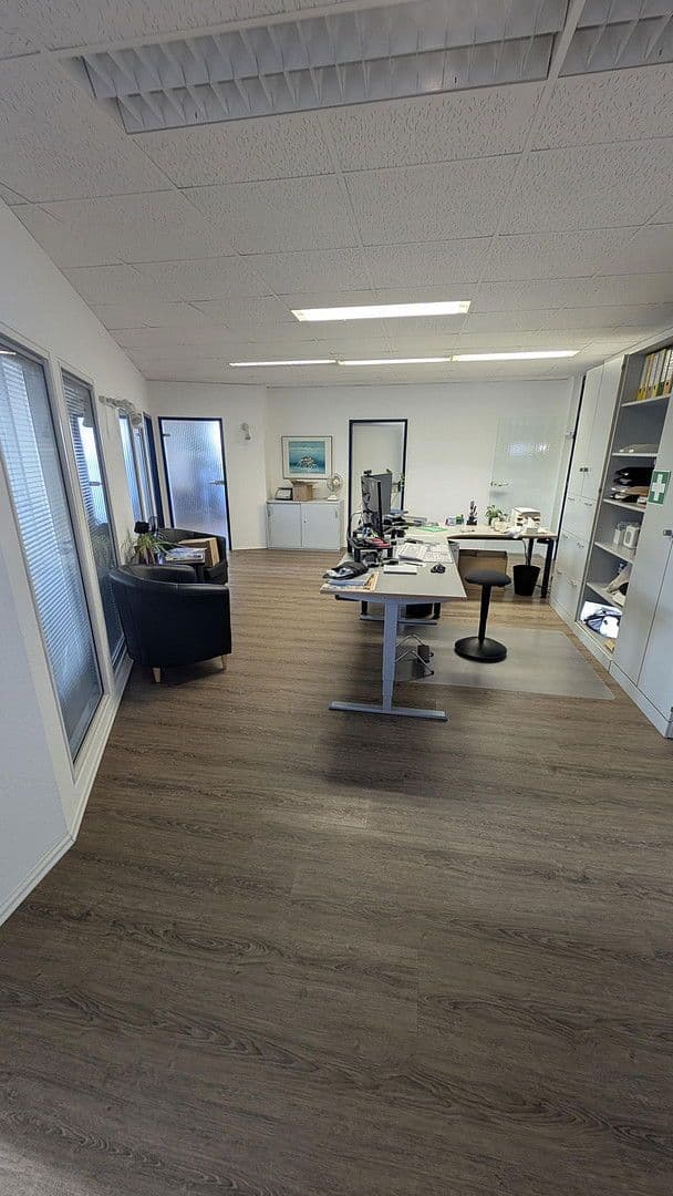 Pronájem kanceláře 194 m², Mengendamm 12, Hannover, Dolní Sasko Pronájem kanceláře 194 m², Mengendamm 12, Hannover, Dolní Sasko