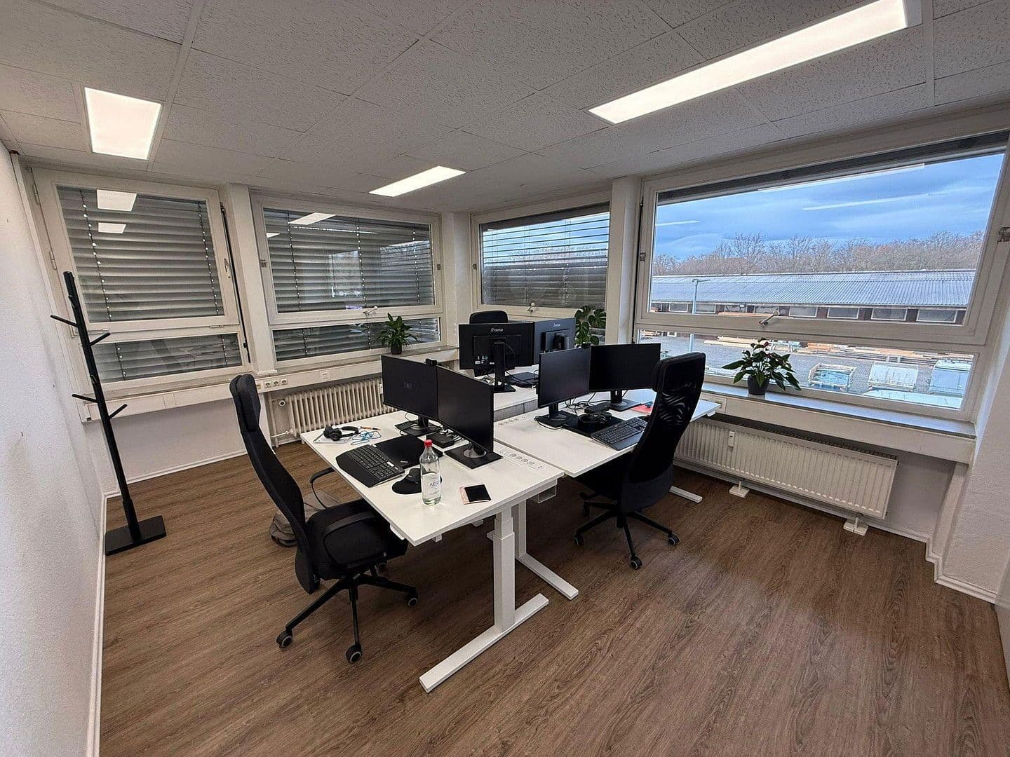 Pronájem kanceláře 194 m², Mengendamm 12, Hannover, Dolní Sasko Pronájem kanceláře 194 m², Mengendamm 12, Hannover, Dolní Sasko