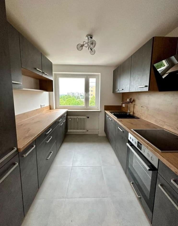 Pronájem bytu 20 m², Eduard-Spranger-Str. 24, München, Bavorsko Pronájem bytu 20 m², Eduard-Spranger-Str. 24, München, Bavorsko