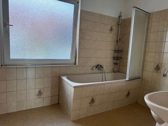 Pronájem bytu 3+1 111 m², Bahnhofstraße 13, Seesen, Dolní Sasko Pronájem bytu 3+1 111 m², Bahnhofstraße 13, Seesen, Dolní Sasko