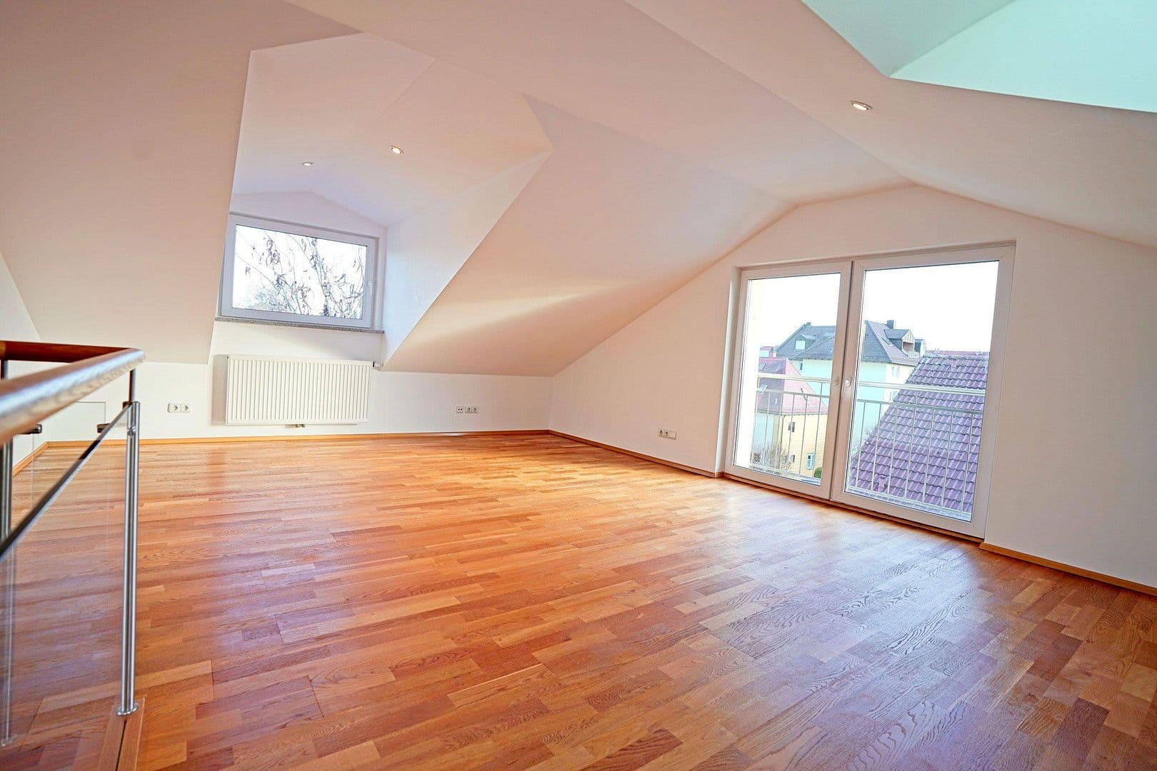 Pronájem bytu 4+1 147 m², München, Bavorsko Pronájem bytu 4+1 147 m², München, Bavorsko