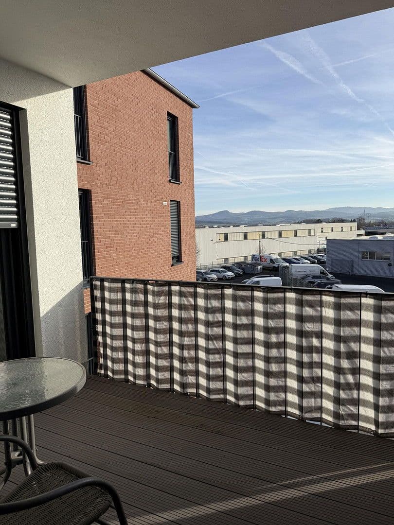 Pronájem bytu 2+1 61 m², Petersberg, Hessen Pronájem bytu 2+1 61 m², Petersberg, Hessen