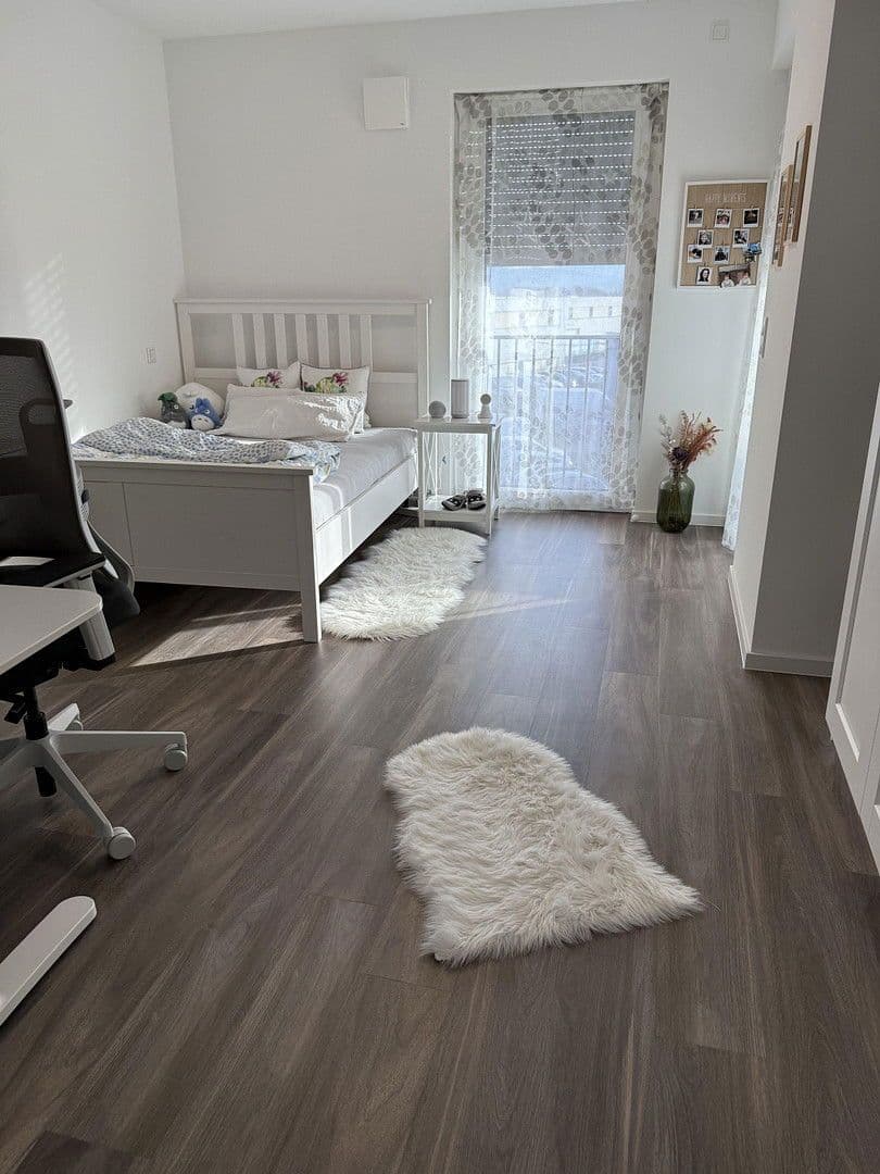 Pronájem bytu 2+1 61 m², Petersberg, Hessen Pronájem bytu 2+1 61 m², Petersberg, Hessen