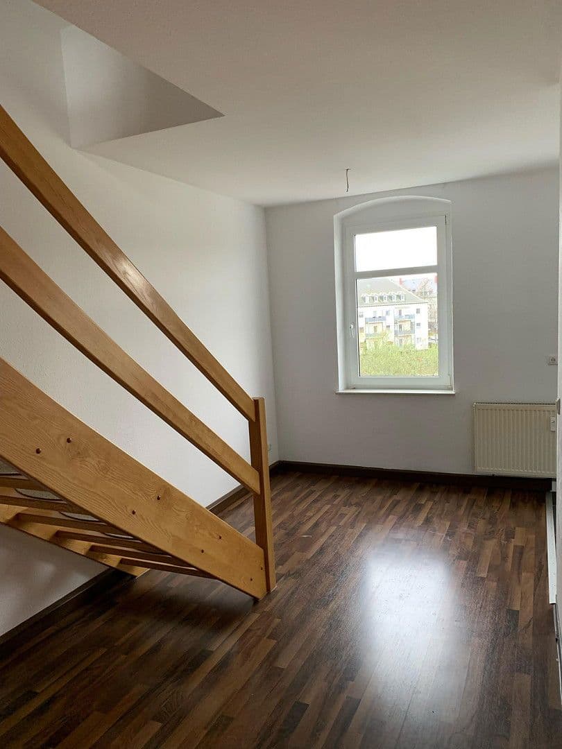Pronájem bytu 3+1 110 m², Casparistraße 4, Chemnitz, Sasko Pronájem bytu 3+1 110 m², Casparistraße 4, Chemnitz, Sasko