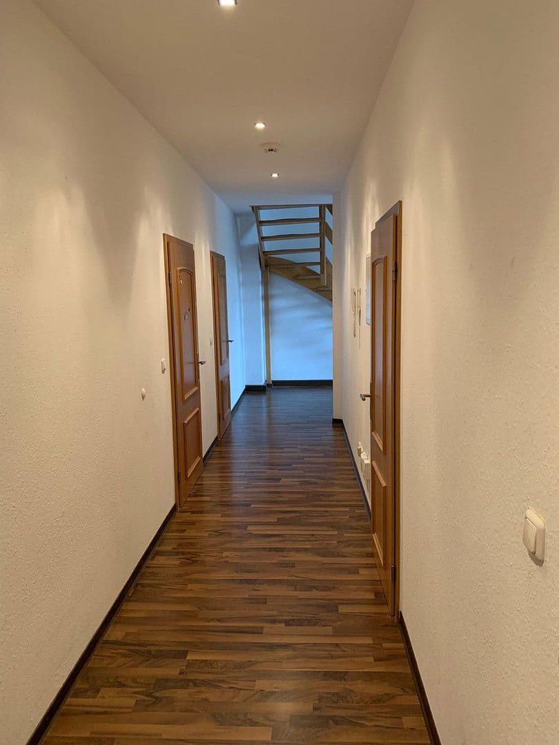 Pronájem bytu 3+1 110 m², Casparistraße 4, Chemnitz, Sasko Pronájem bytu 3+1 110 m², Casparistraße 4, Chemnitz, Sasko