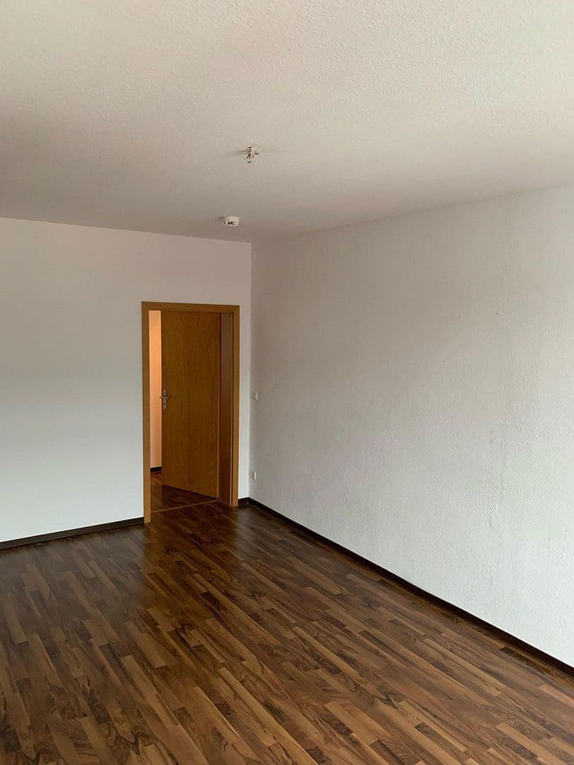 Pronájem bytu 3+1 110 m², Casparistraße 4, Chemnitz, Sasko Pronájem bytu 3+1 110 m², Casparistraße 4, Chemnitz, Sasko