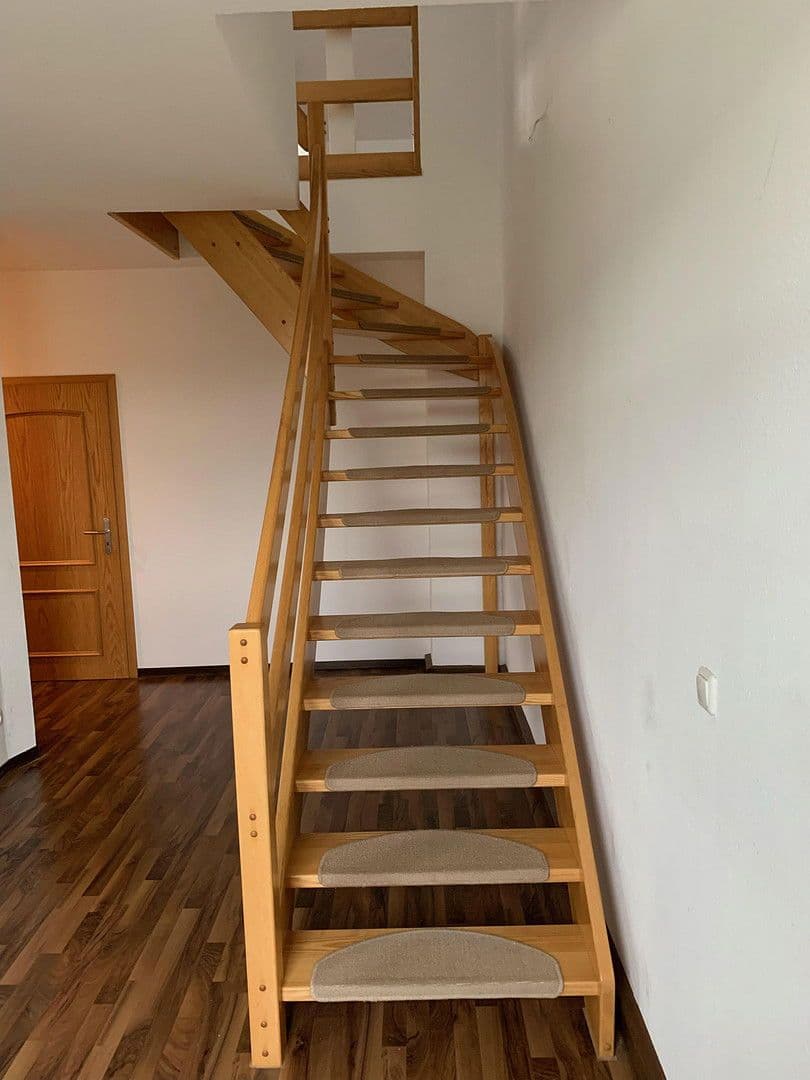 Pronájem bytu 3+1 110 m², Casparistraße 4, Chemnitz, Sasko Pronájem bytu 3+1 110 m², Casparistraße 4, Chemnitz, Sasko