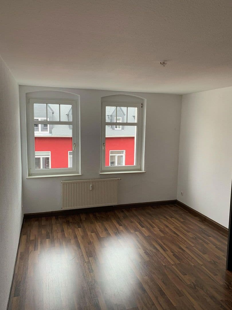 Pronájem bytu 3+1 110 m², Casparistraße 4, Chemnitz, Sasko Pronájem bytu 3+1 110 m², Casparistraße 4, Chemnitz, Sasko