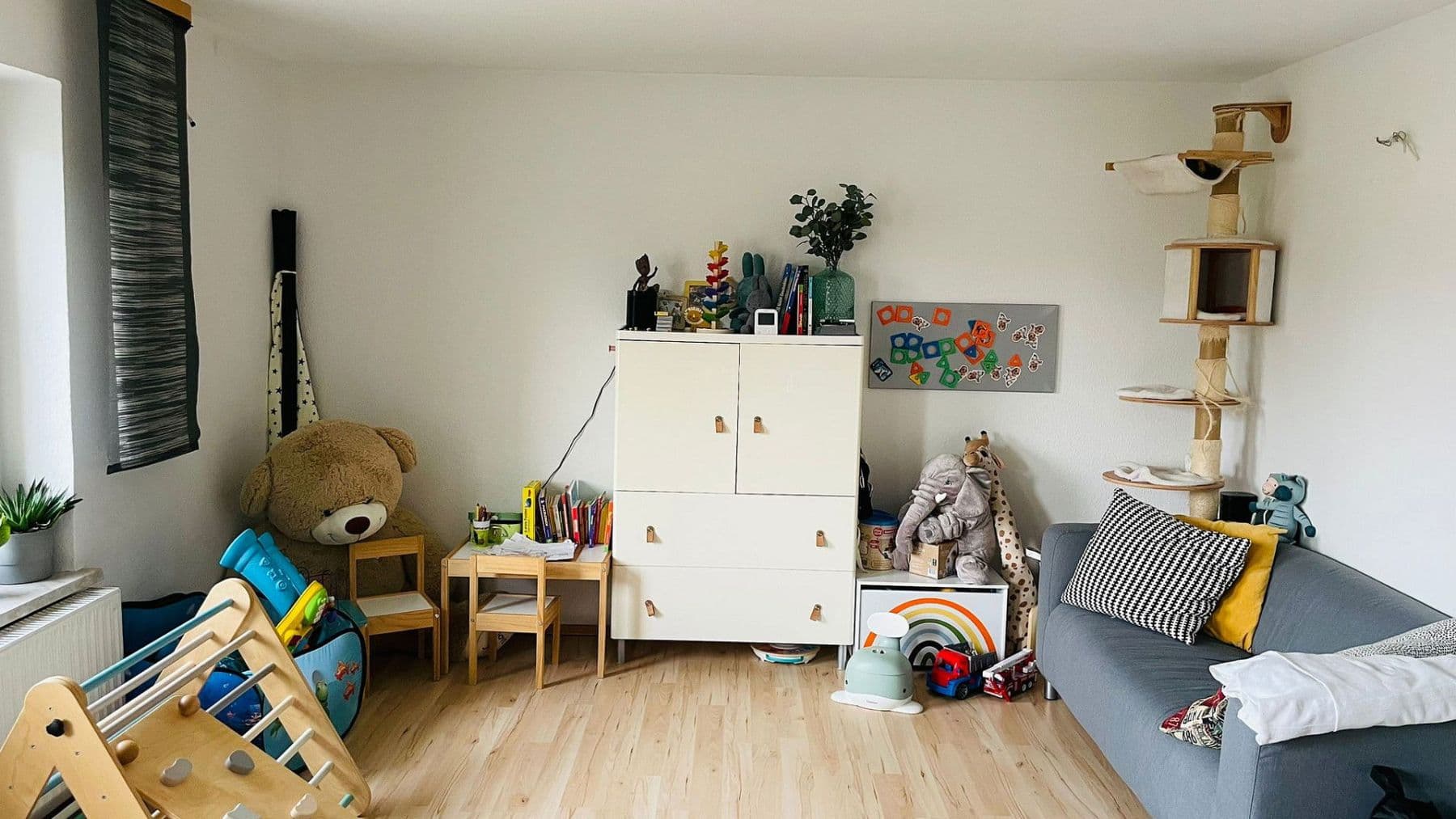 Pronájem bytu 3+kk 109 m², Gröditz, Sasko Pronájem bytu 3+kk 109 m², Gröditz, Sasko