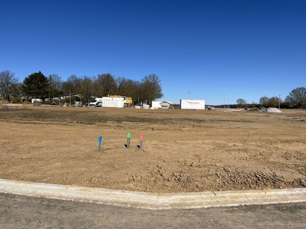 Prodej pozemku 563 m², Helene-Wessel-Straße, Heilbronn-Biberach, Bádensko-Württembersko Prodej pozemku 563 m², Helene-Wessel-Straße, Heilbronn-Biberach, Bádensko-Württembersko