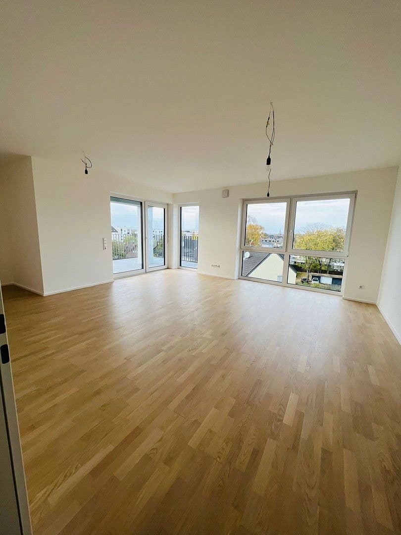 Pronájem bytu 2+1 80 m², Thaliastraße 35, Kerpen, Severní Porýní-Vestfálsko Pronájem bytu 2+1 80 m², Thaliastraße 35, Kerpen, Severní Porýní-Vestfálsko