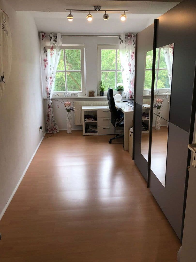 Pronájem bytu 4+1 125 m², Alte Dorfstraße 1, Seesen, Dolní Sasko Pronájem bytu 4+1 125 m², Alte Dorfstraße 1, Seesen, Dolní Sasko