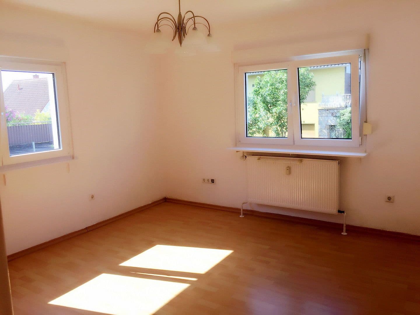 Pronájem bytu 1+1 40 m², Im Kirchenwäldchen 13, Frankfurt am Main - Kalbach - Riedberg, Hessen Pronájem bytu 1+1 40 m², Im Kirchenwäldchen 13, Frankfurt am Main - Kalbach - Riedberg, Hessen