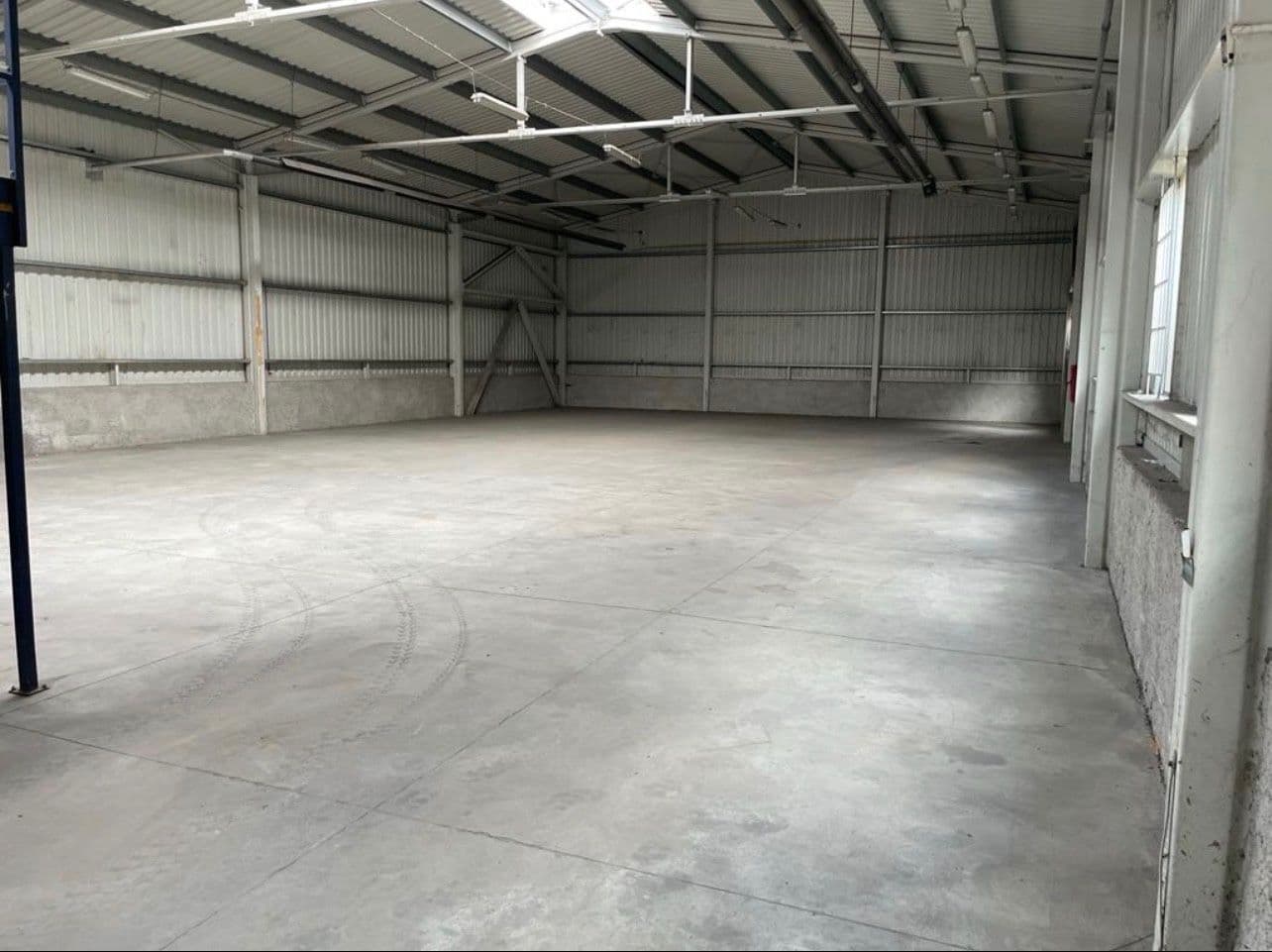 Pronájem nebytového prostoru 600 m², Kladenská, Hostouň, Středočeský kraj Pronájem nebytového prostoru 600 m², Kladenská, Hostouň, Středočeský kraj