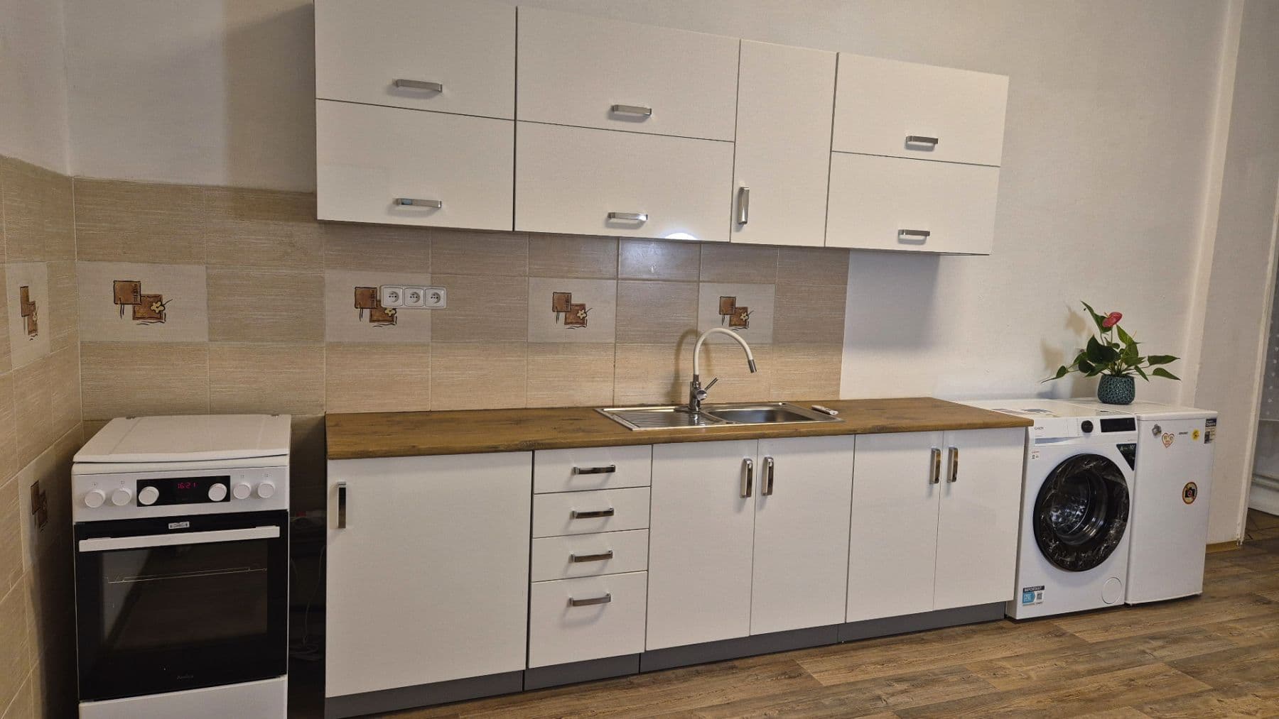 Pronájem bytu 2+kk 55 m², Bolzanova, Praha, Praha Pronájem bytu 2+kk 55 m², Bolzanova, Praha, Praha
