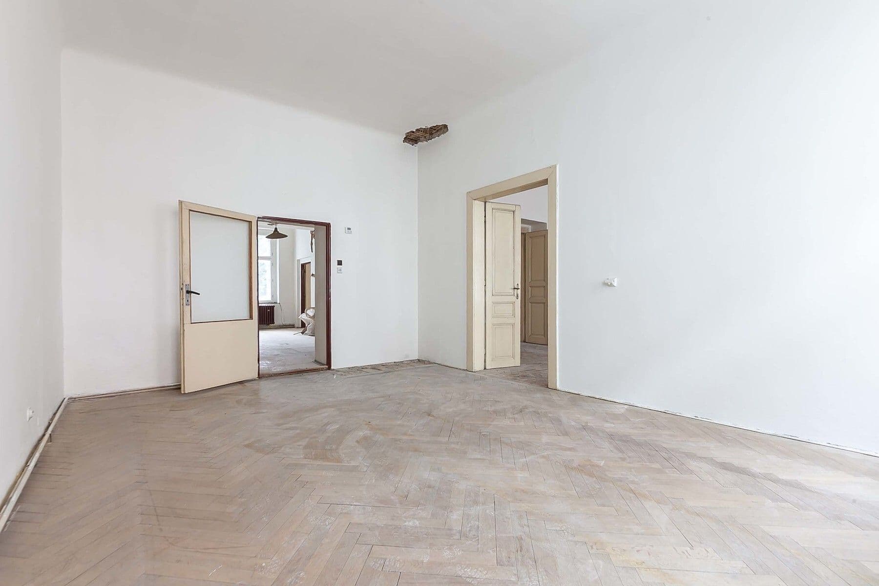 Prodej bytu 4+kk 115 m², Varšavská, Praha, Praha Prodej bytu 4+kk 115 m², Varšavská, Praha, Praha