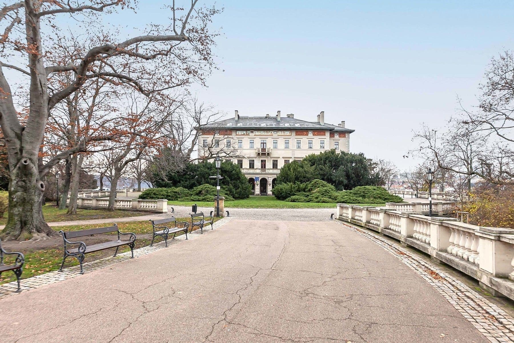 Prodej bytu 4+kk 115 m², Varšavská, Praha, Praha Prodej bytu 4+kk 115 m², Varšavská, Praha, Praha