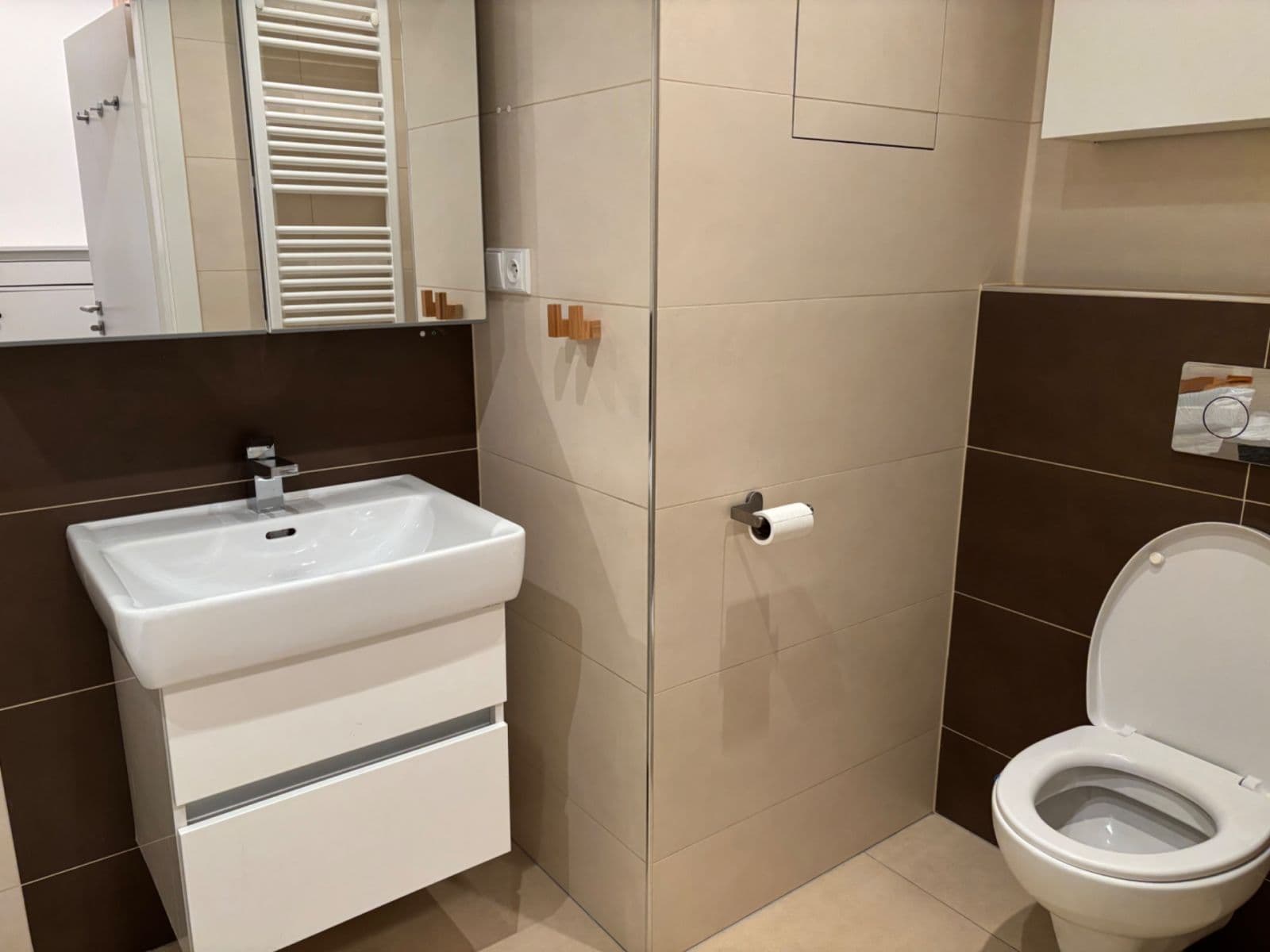 Pronájem bytu 2+kk 41 m², Geologická, Praha, Praha Pronájem bytu 2+kk 41 m², Geologická, Praha, Praha