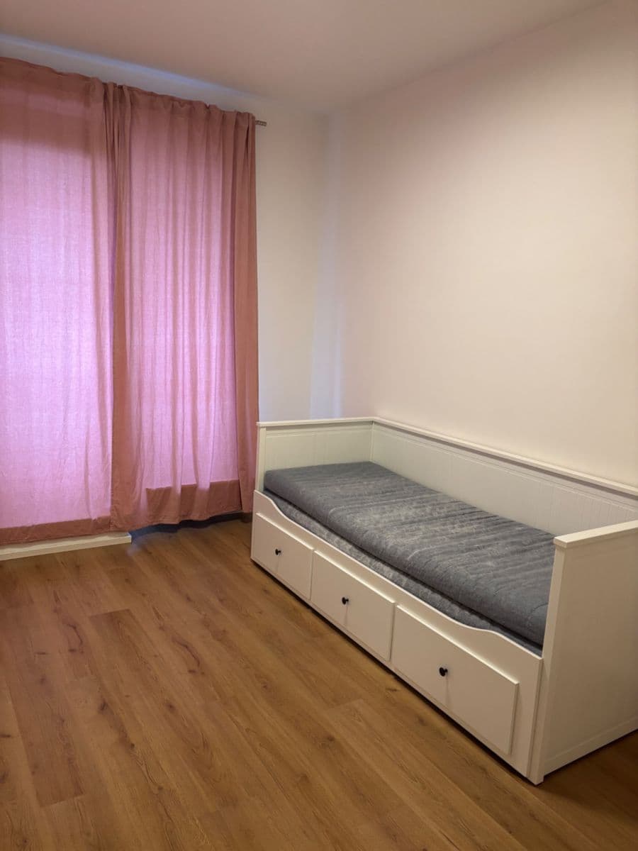 Pronájem bytu 2+kk 41 m², Geologická, Praha, Praha Pronájem bytu 2+kk 41 m², Geologická, Praha, Praha