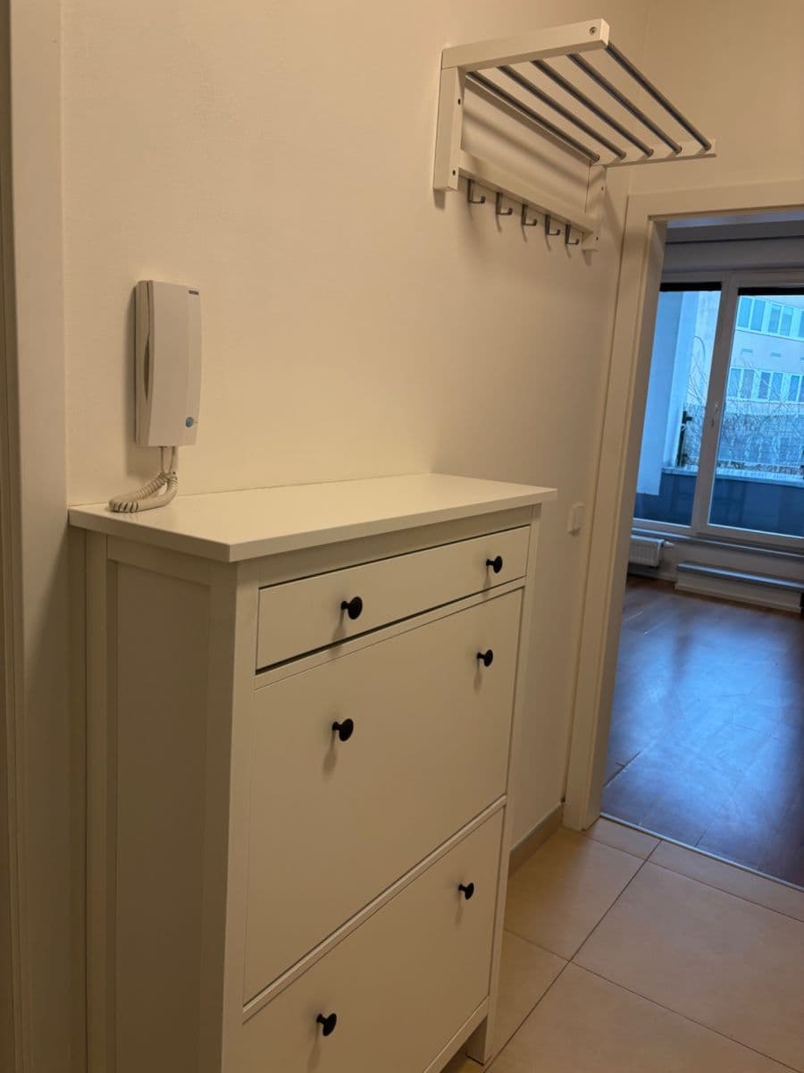 Pronájem bytu 2+kk 41 m², Geologická, Praha, Praha Pronájem bytu 2+kk 41 m², Geologická, Praha, Praha