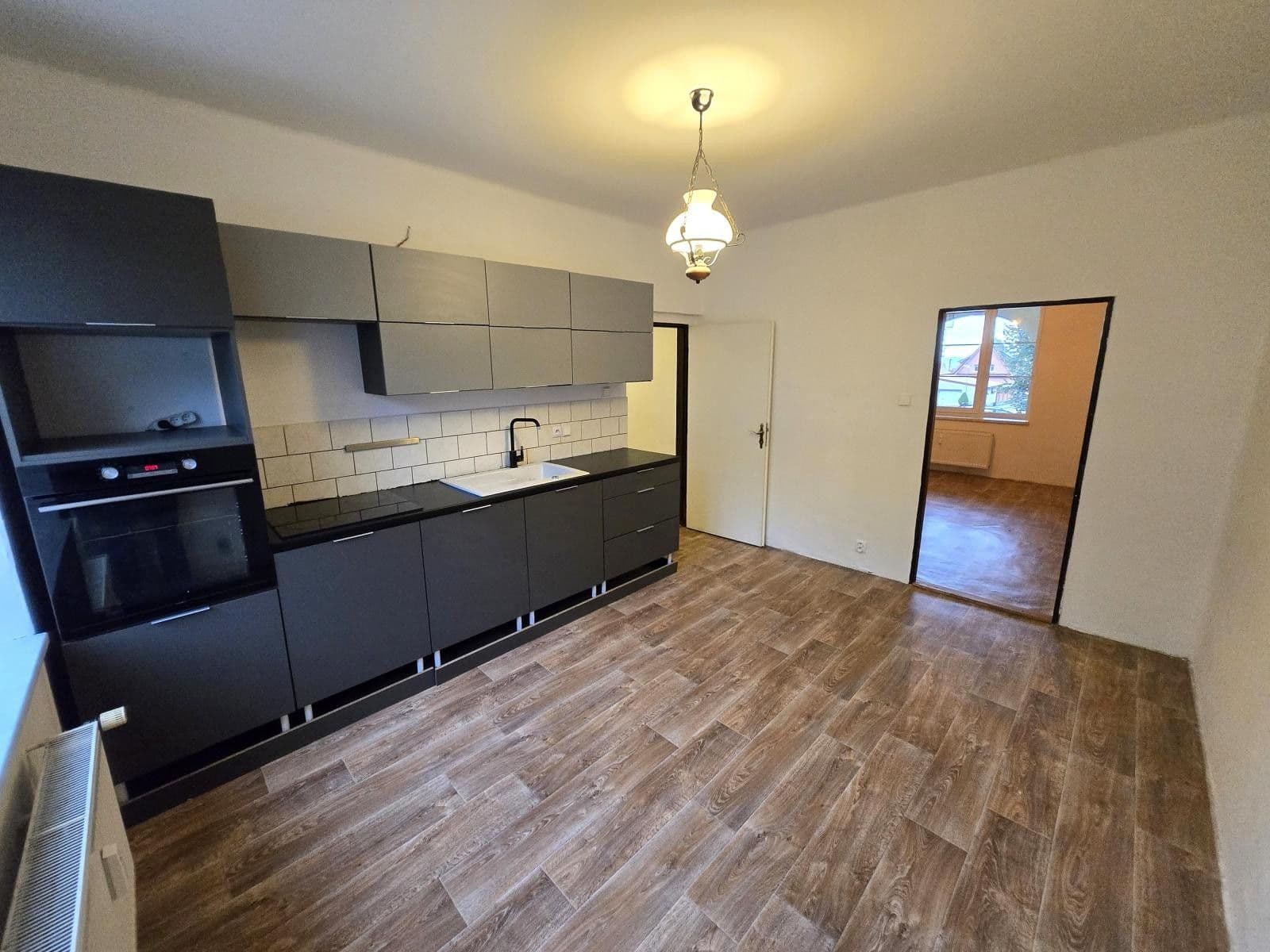 Pronájem bytu 2+1 55 m², Havlíčkovo náměstí, Lom, Ústecký kraj Pronájem bytu 2+1 55 m², Havlíčkovo náměstí, Lom, Ústecký kraj
