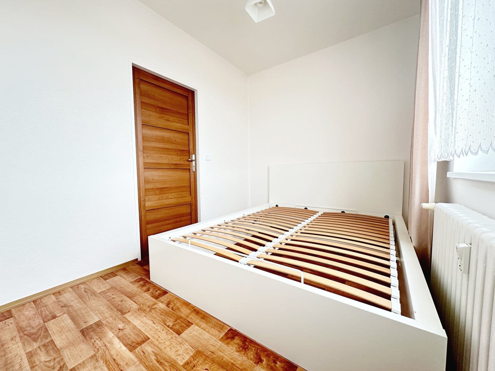 Pronájem bytu 2+kk 38 m², Nevanova, Praha, Praha Pronájem bytu 2+kk 38 m², Nevanova, Praha, Praha